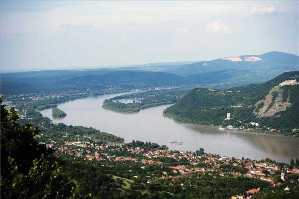 áradás a Dunakanyarban