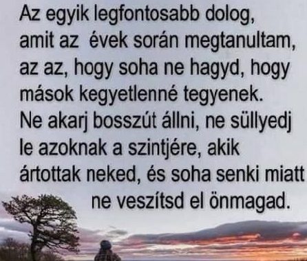 idézet fával és Naplementével