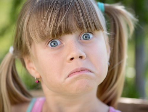 szomorú kisgyerek