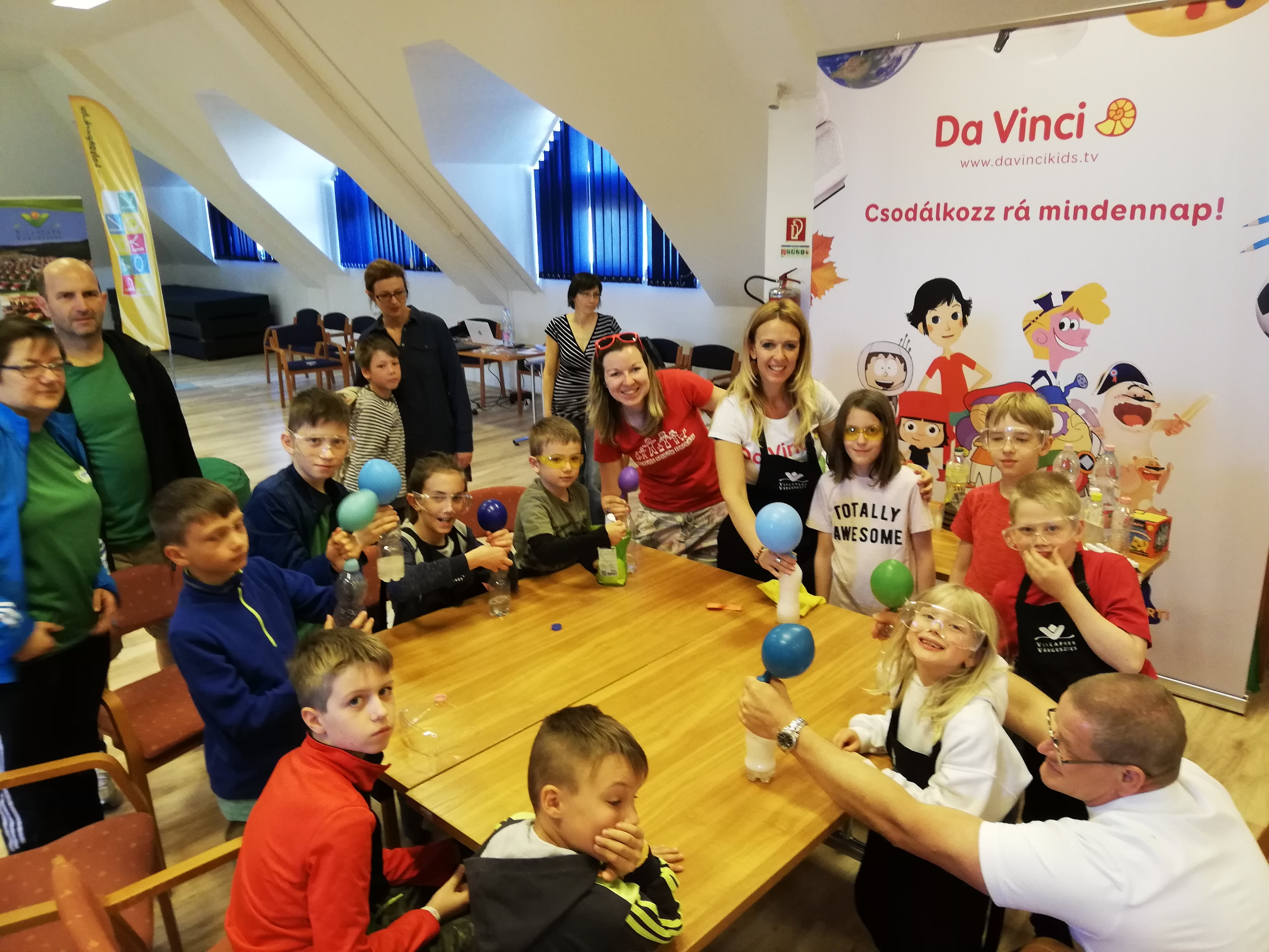 gyerekek kísérleteznek