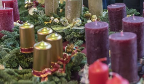 Adventi Jótékonysági Vásár plakátja