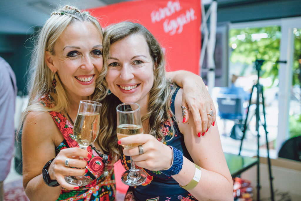 10+1 éves a Felelős Szülők Iskolája - Tibenszky Moni Lisa és Vargacz Alexandra