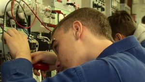 Érdi SZC Kós Károly Technikum - villanyszerelő