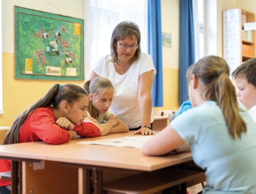 Szlama Tiborné intézményvezető