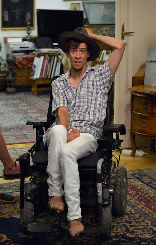 BOLDOG GYERMEKEKÉRT, BOLDOG CSALÁDOKÉRT DÍJ - Tóth Karcsi