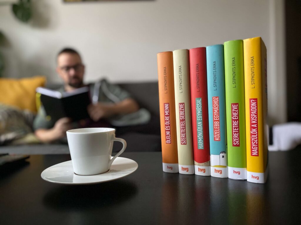 L. Stipkovits Erika könyvei