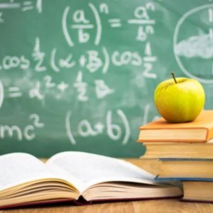 Lassú augusztusi hangolódás - Felelős Szülők Iskolája Tanár Klub 2. évfolyam Lassú augusztusi hangolódás - Felelős Szülők Iskolája Tanár Klub 2. évfolyam