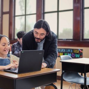 Microsoft Learn kurzusok segítségével fejleszthetik a digitális készségeiket a tanárok (X) Microsoft Learn kurzusok segítségével fejleszthetik a digitális készségeiket a tanárok (X)