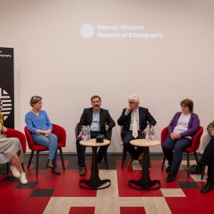 „A gyermekek a legfontosabbak” - Inkluzív Mozaik Múzeumtúra Nap a Néprajzi Múzeumban | Sajtótájékoztató „A gyermekek a legfontosabbak” - Inkluzív Mozaik Múzeumtúra Nap a Néprajzi Múzeumban | Sajtótájékoztató