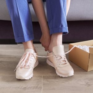 A szezon négy elengedhetetlen sneaker stílusa A szezon négy elengedhetetlen sneaker stílusa