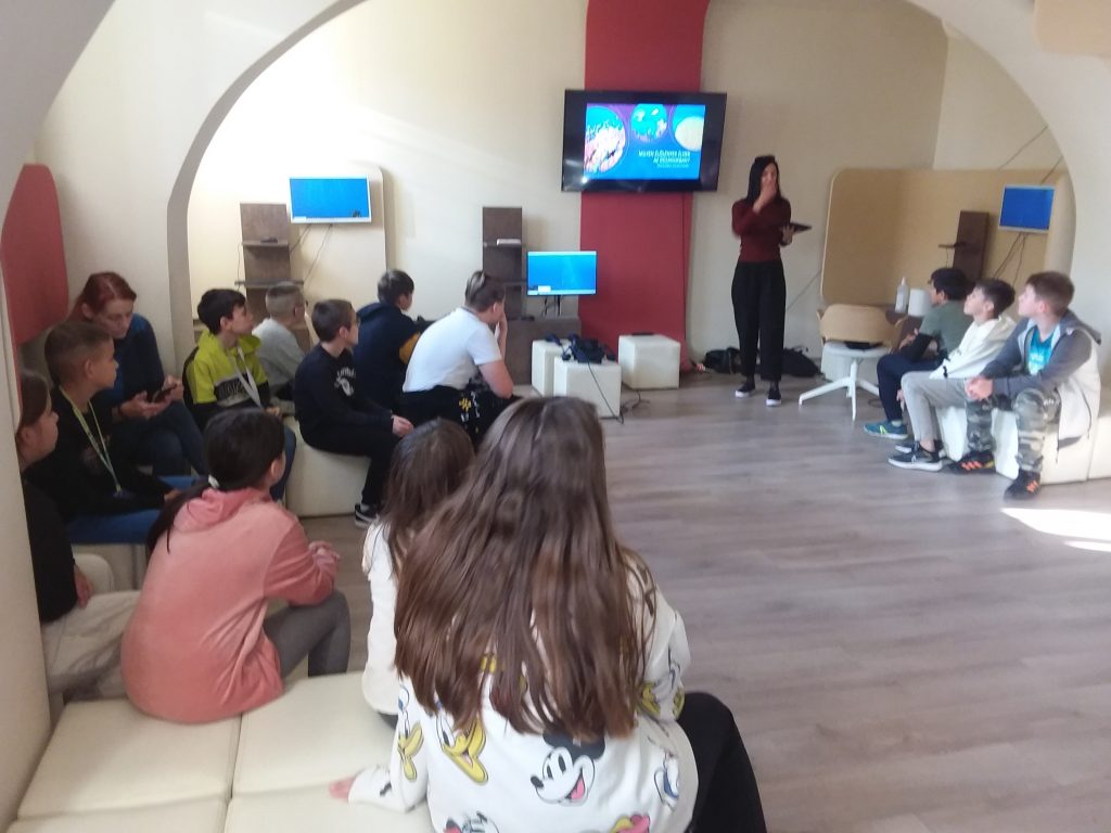 IDŐSPIRÁL ÉLMÉNYKÖZPONT Űrkadét program