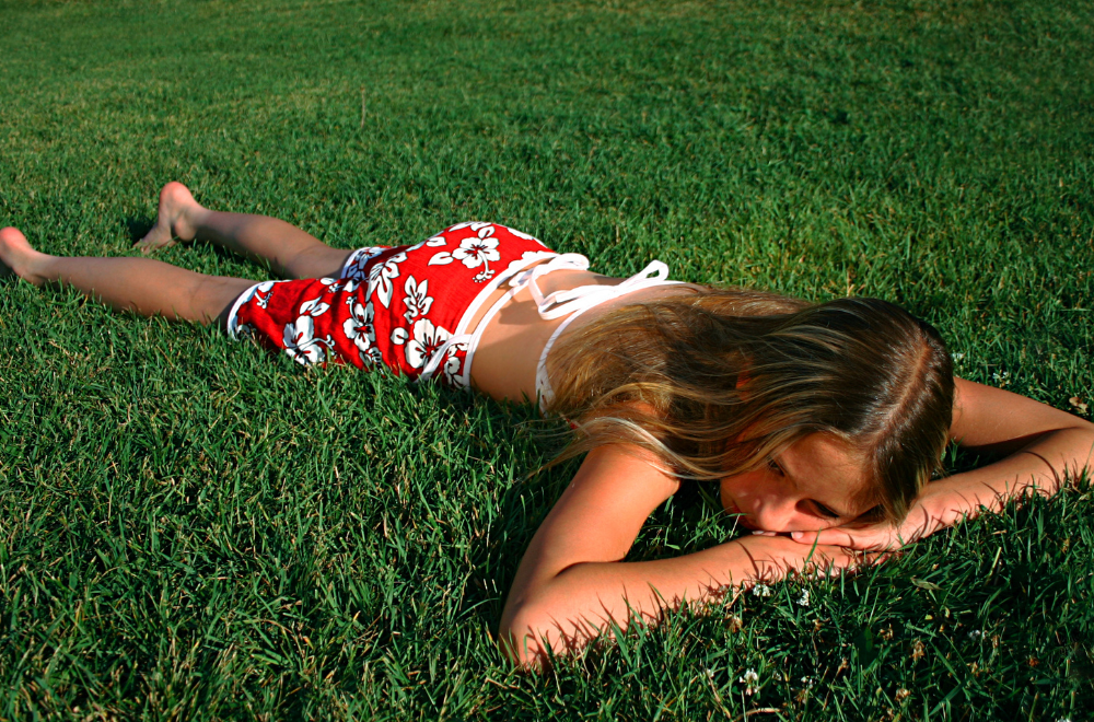 Nem kell minden percet betervezni - Hagyjuk a gyereket unatkozni is!