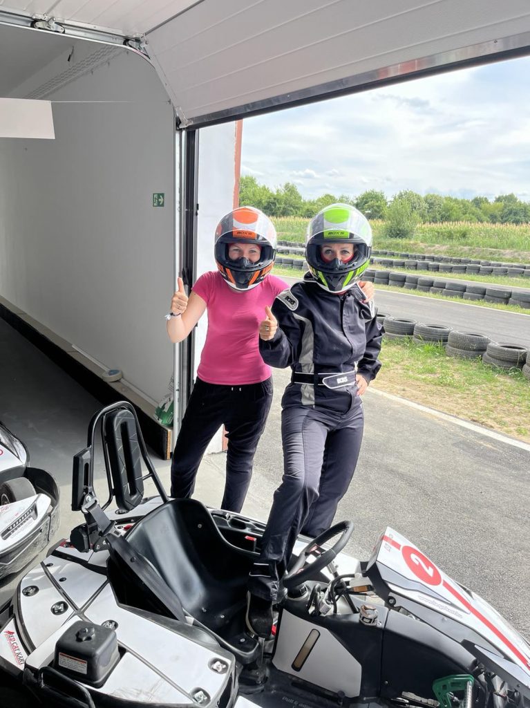 Fedezzétek fel a LE-GO-KART élményparkot: ideális program tanároknak és diákoknak!