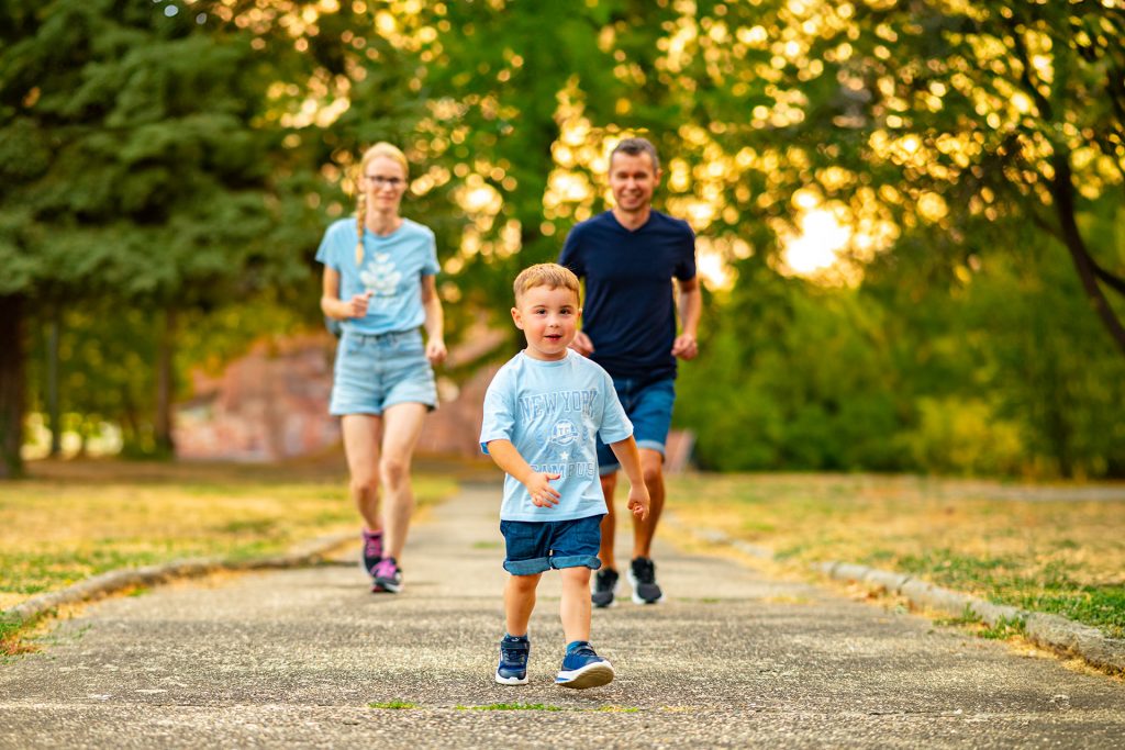 Sajnos ma Magyarországon nincs előírt szűrés a DMD-re, miközben egy nagyon egyszerű vérvizsgálattal megállapítható lenne