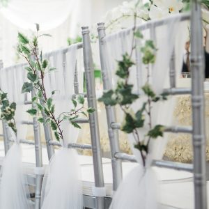 Az organza anyag: a légies elegancia és a kreativitás szövete