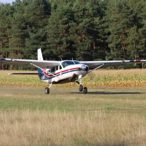Ejtőernyős tandemugrás: A bakancslista kedvence