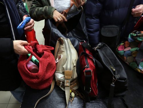 #nemluxustaska: 9400 rászoruló nő egészsége és méltósága kapott megerősítést – Sok cég ezt „vette” virág helyett nőnapra