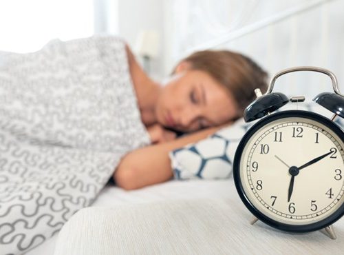 Előre vagy visszafelé állítjuk az órákat vasárnap?