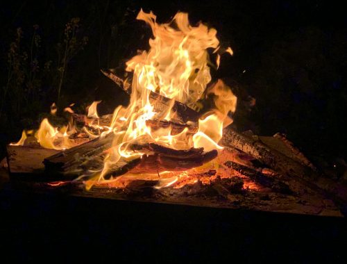 DIY BBQ grill: praktikus megoldás kirándulásokhoz