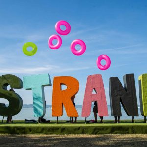 Zamárdiban minden összeáll: 4 nap STRAND, világsztárok, hazai kedvencek és legendák egy helyen Zamárdiban minden összeáll: 4 nap STRAND, világsztárok, hazai kedvencek és legendák egy helyen