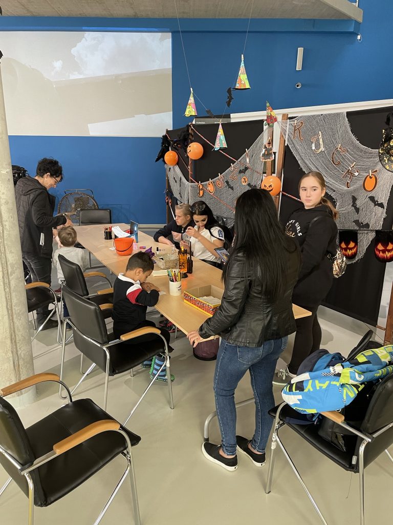 Őszi programkavalkád Szolnokon a RepTárban és a Várkapuban