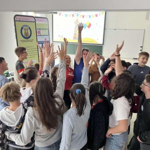 Élmény, ami elkíséri a felvételin: ajándékozz tudást és önbizalmat karácsonyra! NO PARA! – Rendhagyó felvételi előkészítők Jocó bácsival és a Felelős Szülők Iskolájával