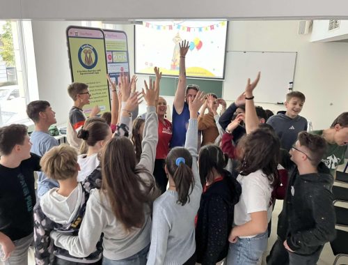 Élmény, ami elkíséri a felvételin: ajándékozz tudást és önbizalmat karácsonyra! Rendhagyó felvételi előkészítők Jocó bácsival és a Felelős Szülők Iskolájával