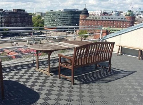 A modern uszodai burkolatok szerepe a biztonság és higiénia megteremtésében