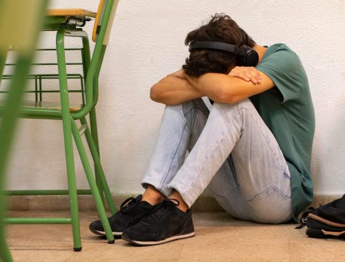A zaklatás már nem ér véget a becsengetéssel. Miért lehet veszélyesebb az online bullying, mint az iskolai?