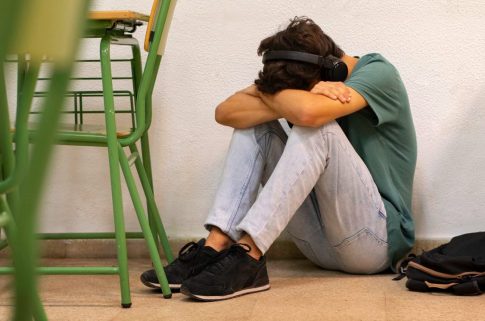 A zaklatás már nem ér véget a becsengetéssel. Miért lehet veszélyesebb az online bullying, mint az iskolai?