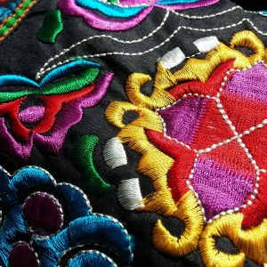 Elegáns megoldások: a hímzés szerepe a reklámajándékok világában