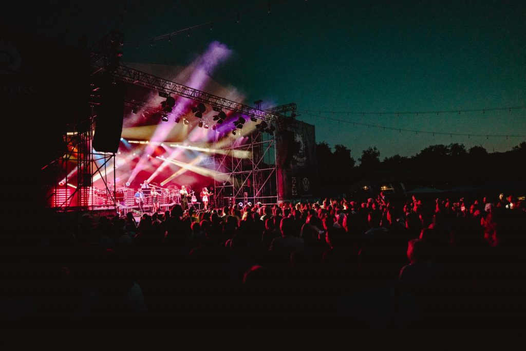 Megismételhetetlen élmények, 10 napig tartó kulturális töltődés, 4500 program Idén már 35. alkalommal vár a Művészetek Völgye