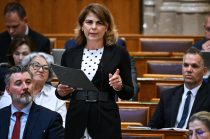 Egy tanév türelmet kér a Tisza a pedagógusoktól
