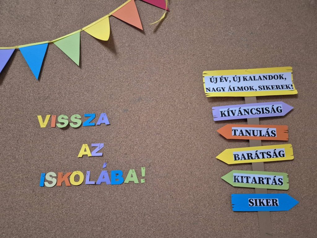 Egy varázslatos kastély, egy inspiráló iskola és egy nyitott, változni akaró tantestület – miről is szólnak a tanár tréningek a TANÁR KLUB szervezésében?