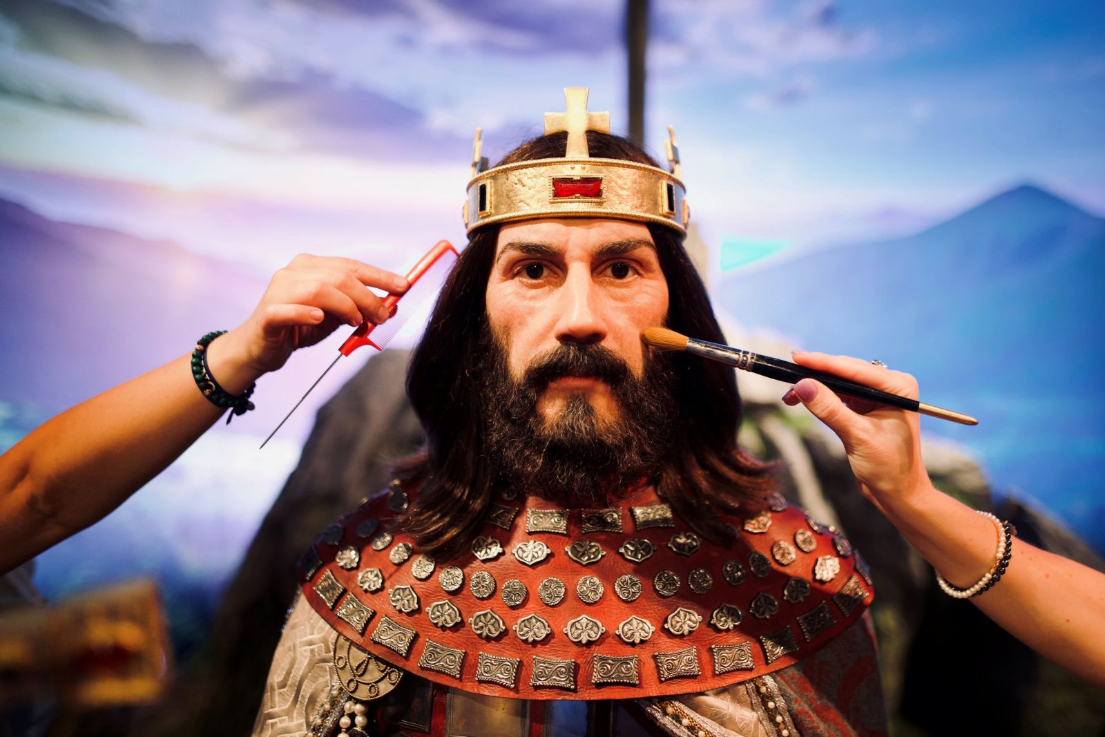 Szent István figurájával ünnepli az államalapítást a Madame Tussauds Budapest