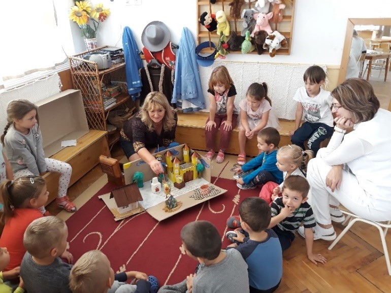 Otthon, óvodában, iskolában, közösségekben - Pompás Napok a kapcsolódásért